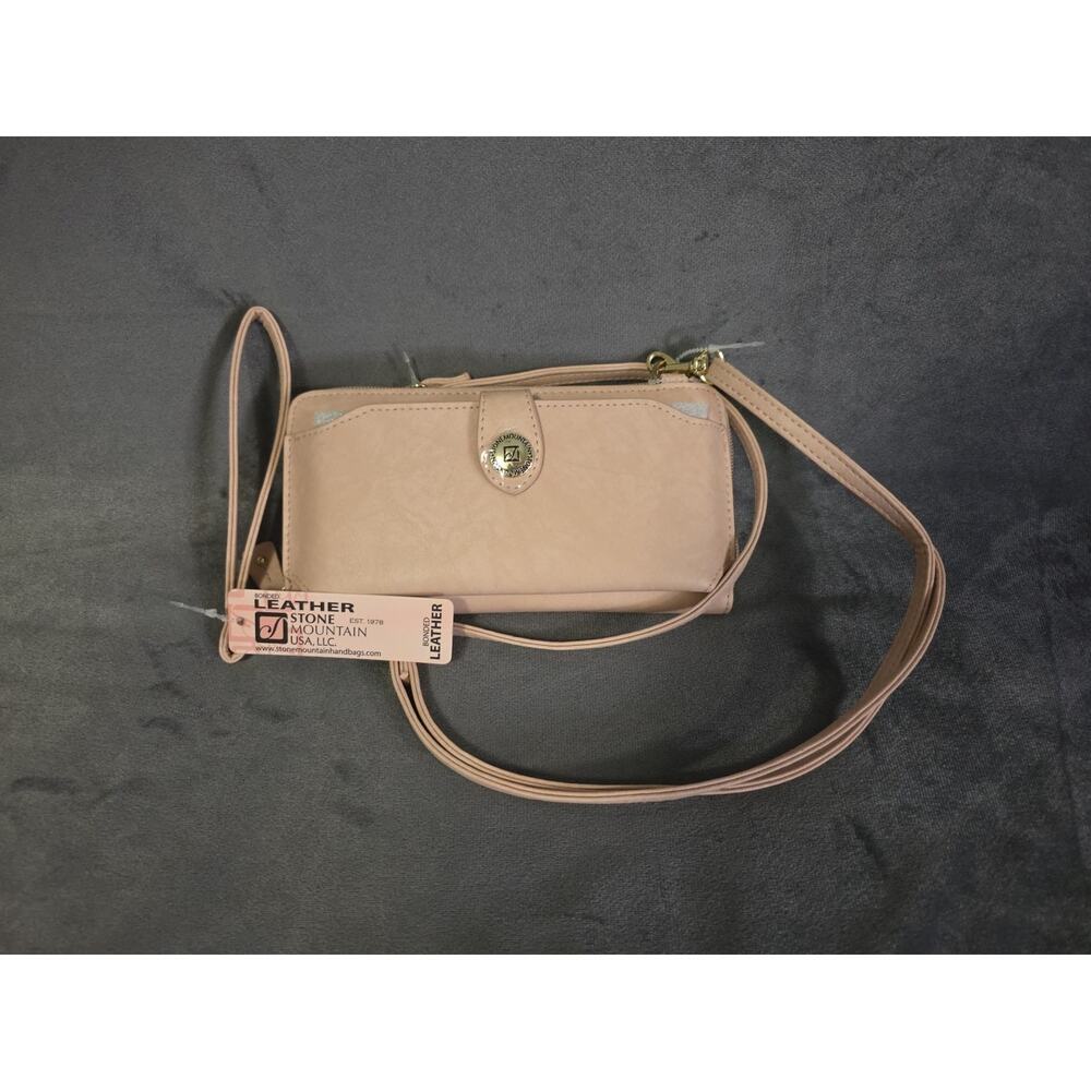 Stone Mountain Crunch Leather Phone Wristlet Wallet Bag Crossbody Blush Pink NWT